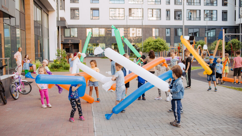 094_20230605_194625_Safronov